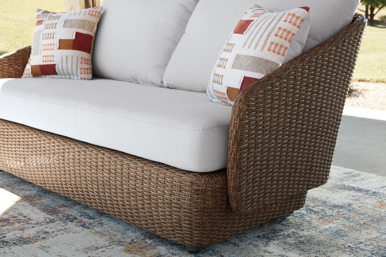 Cardiff Beach Love/Swivel Chairs Set (3/CN)