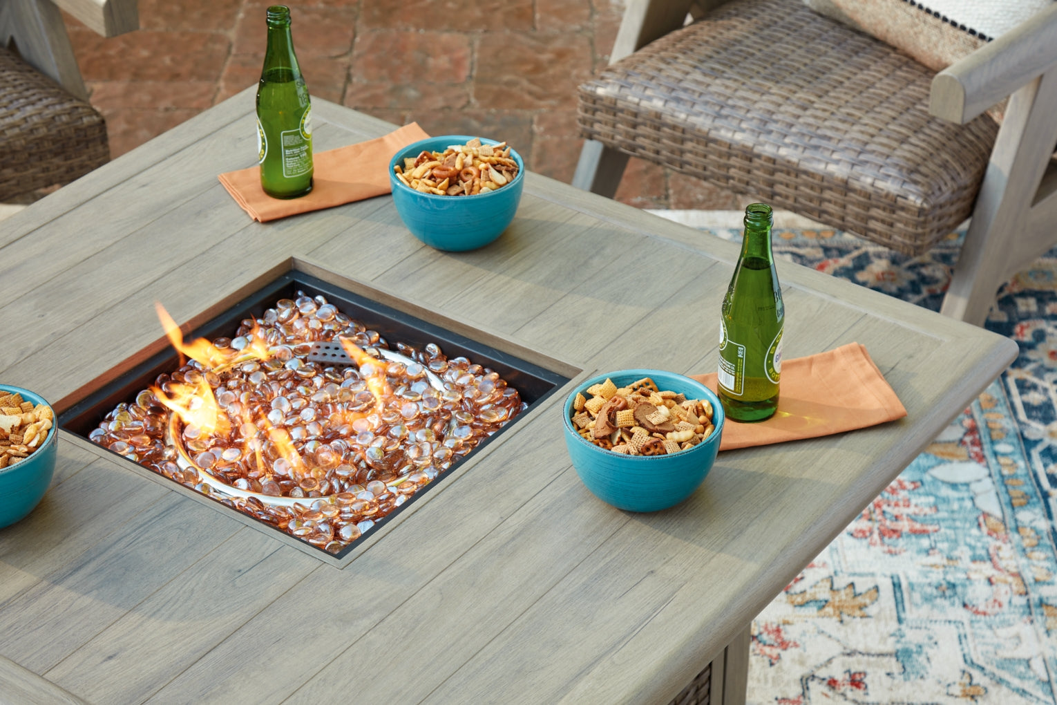 Carisbo Square Fire Pit Table