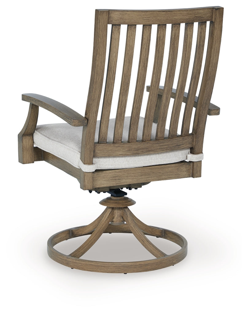 Rainier Ranch Outdoor Seating