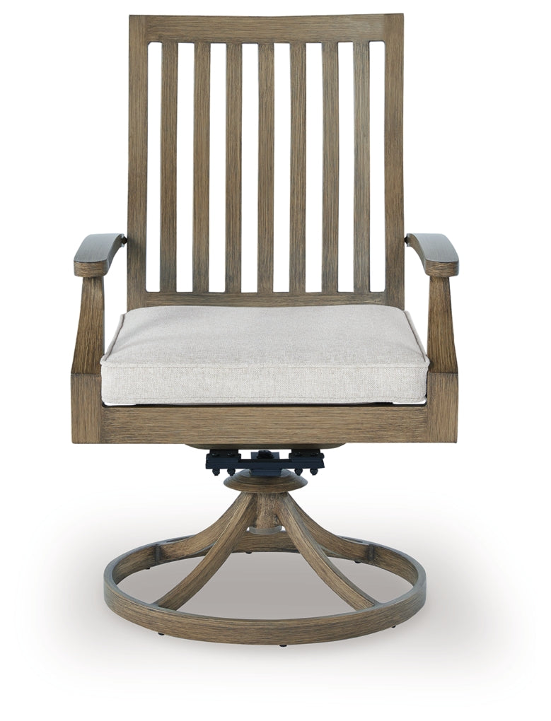Rainier Ranch Outdoor Seating