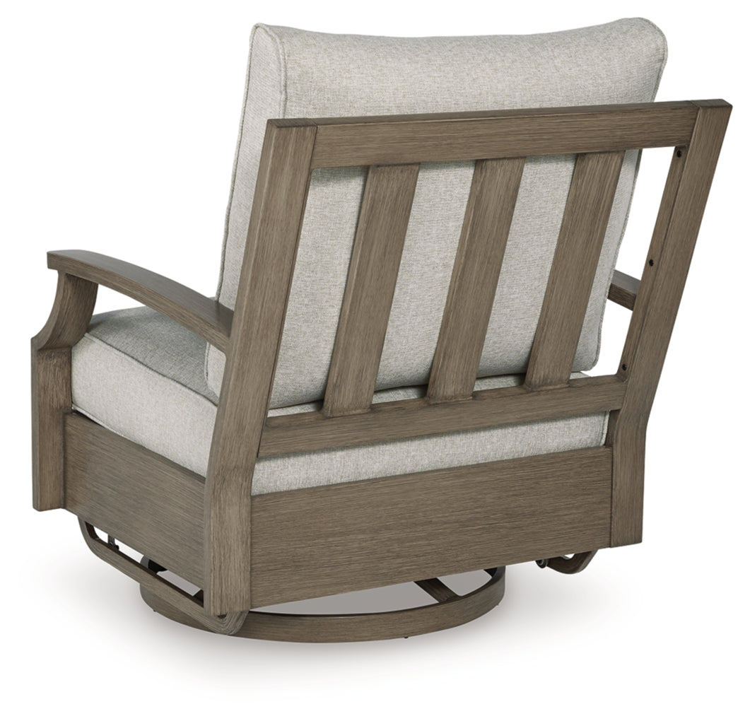 Rainier Ranch Outdoor Seating