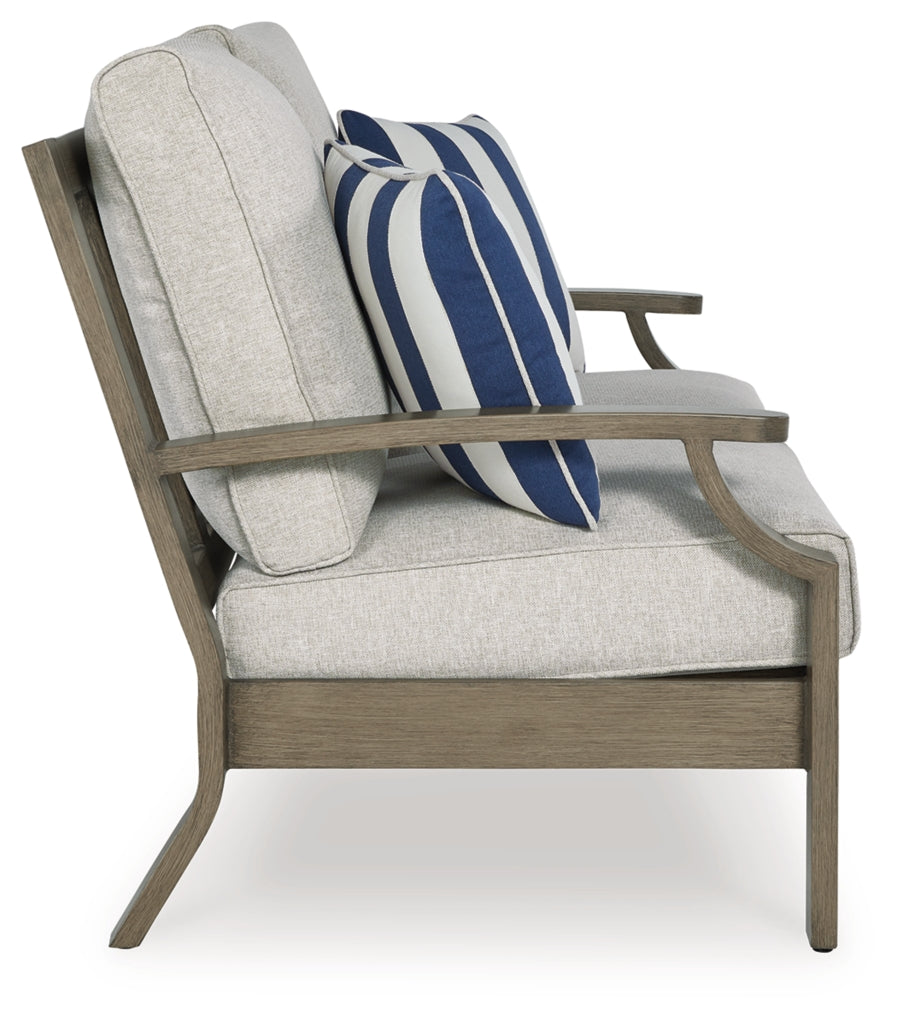 Rainier Ranch Outdoor Seating