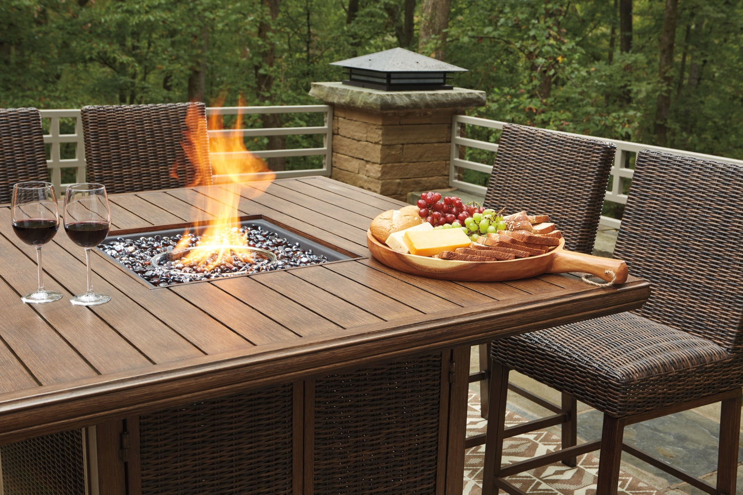 Paradise Trail Table
