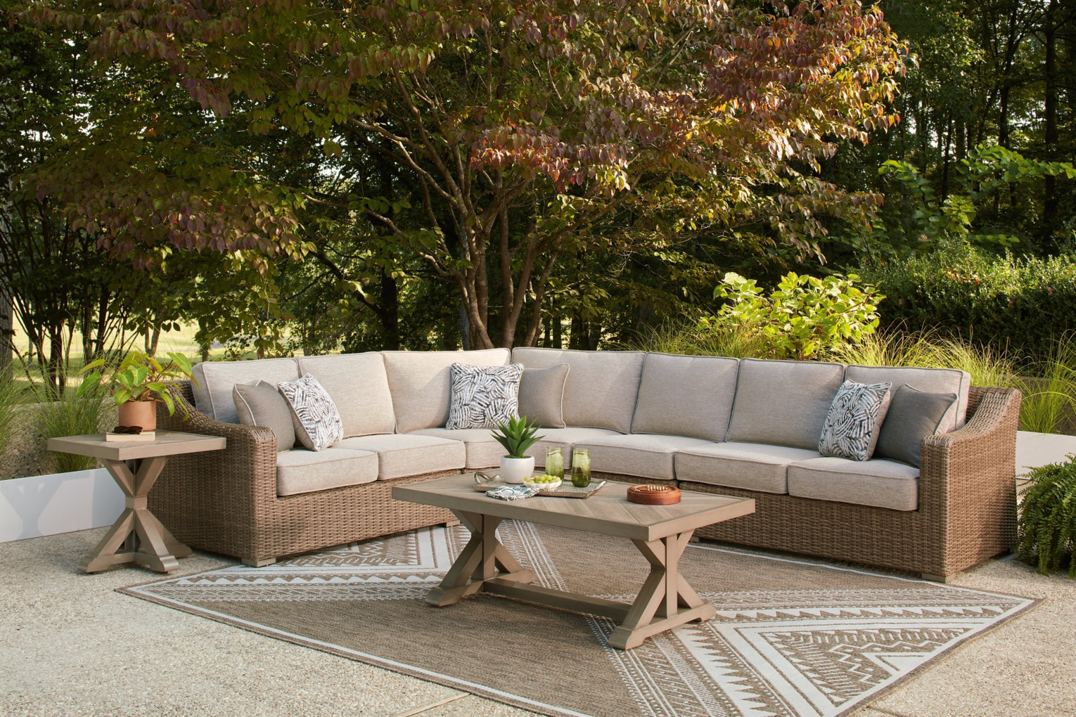 Revare Beach Outdoor Seating