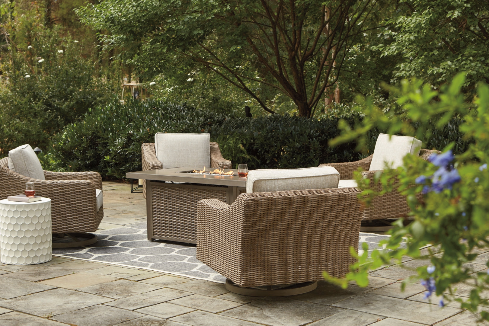 Beachcroft Outdoor Dining Table and Chairs