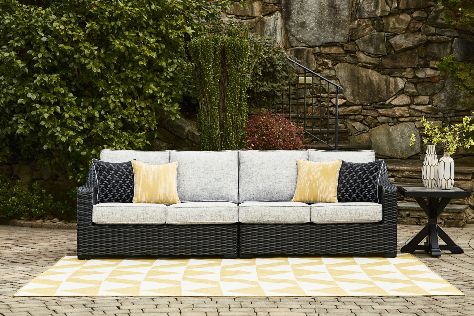 Beachcroft Outdoor Sofa and Chairs with Coffee Table