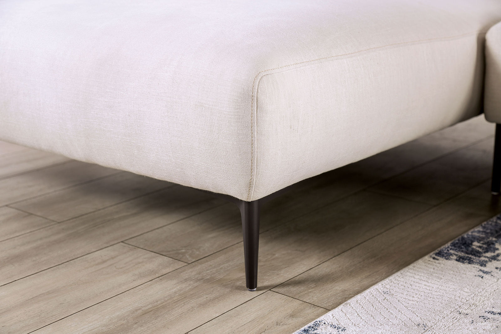 Paderborn Linen White  Left Chaise Sectional