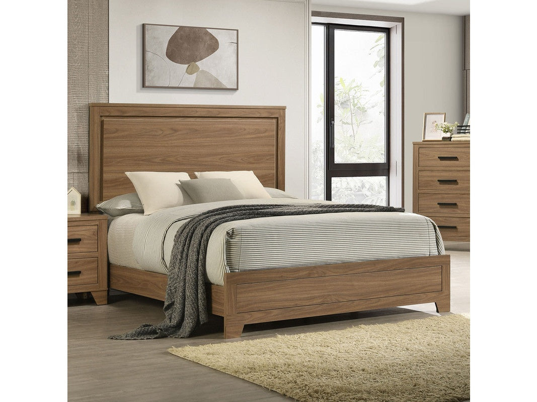 Panelli Walnut 5 Pc. Queen Bedroom Set w/ Chest