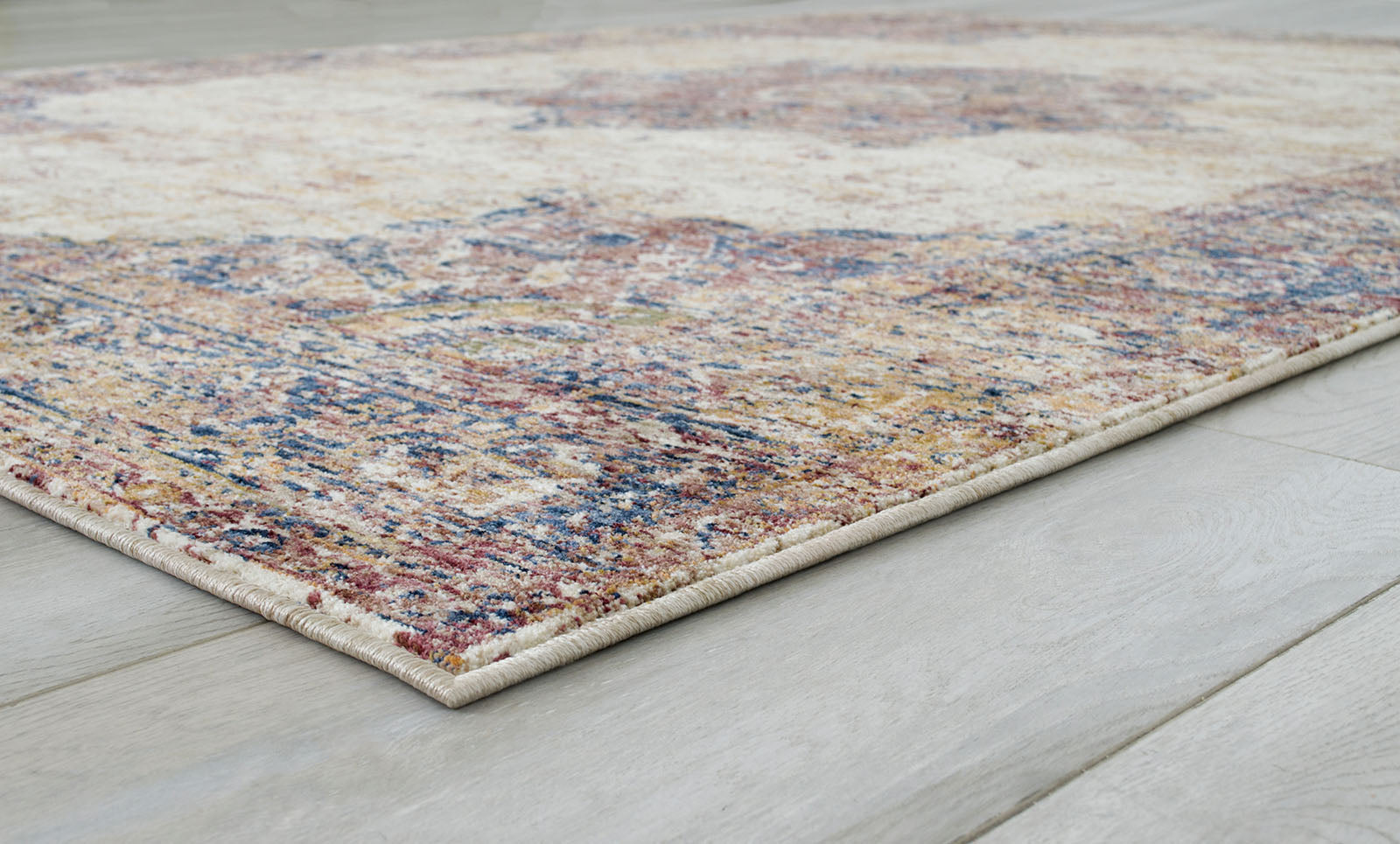 Payas Multi 5' X 7' Area Rug