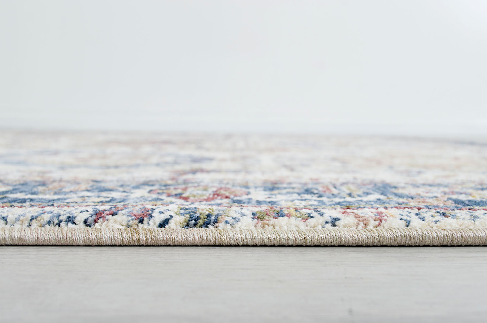 Payas Multi 5'X7' Area Rug