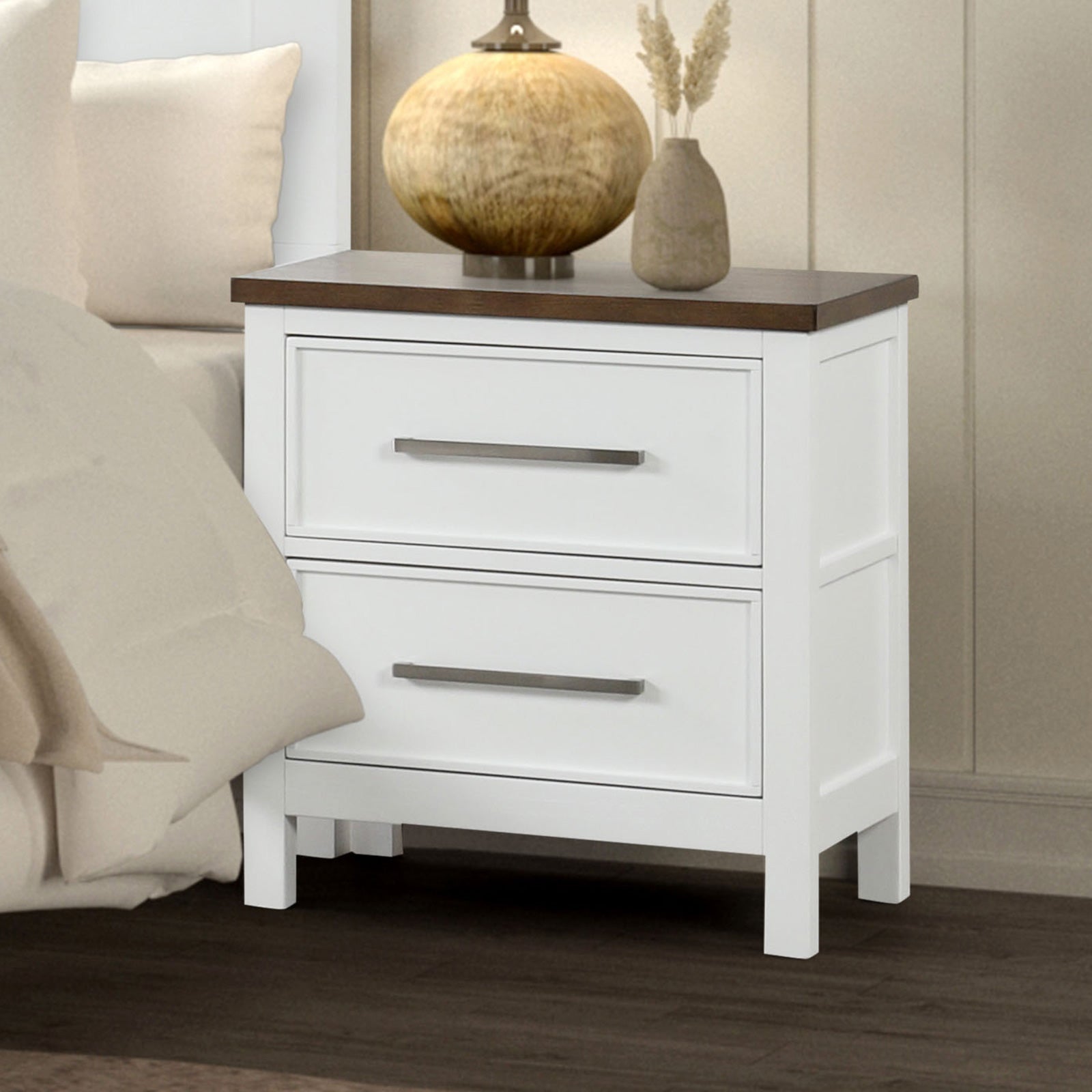 Pinetop White Twin 5 Piece Bedroom Set w/Chest