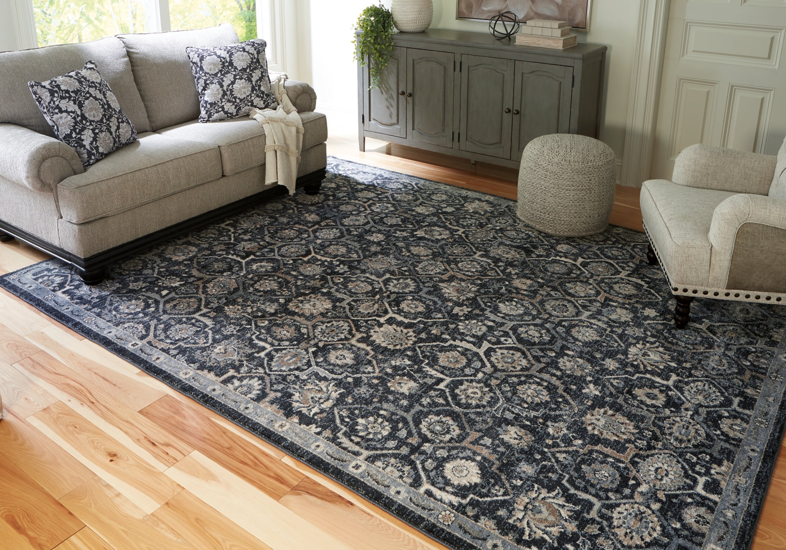 Hilcott Large Rug