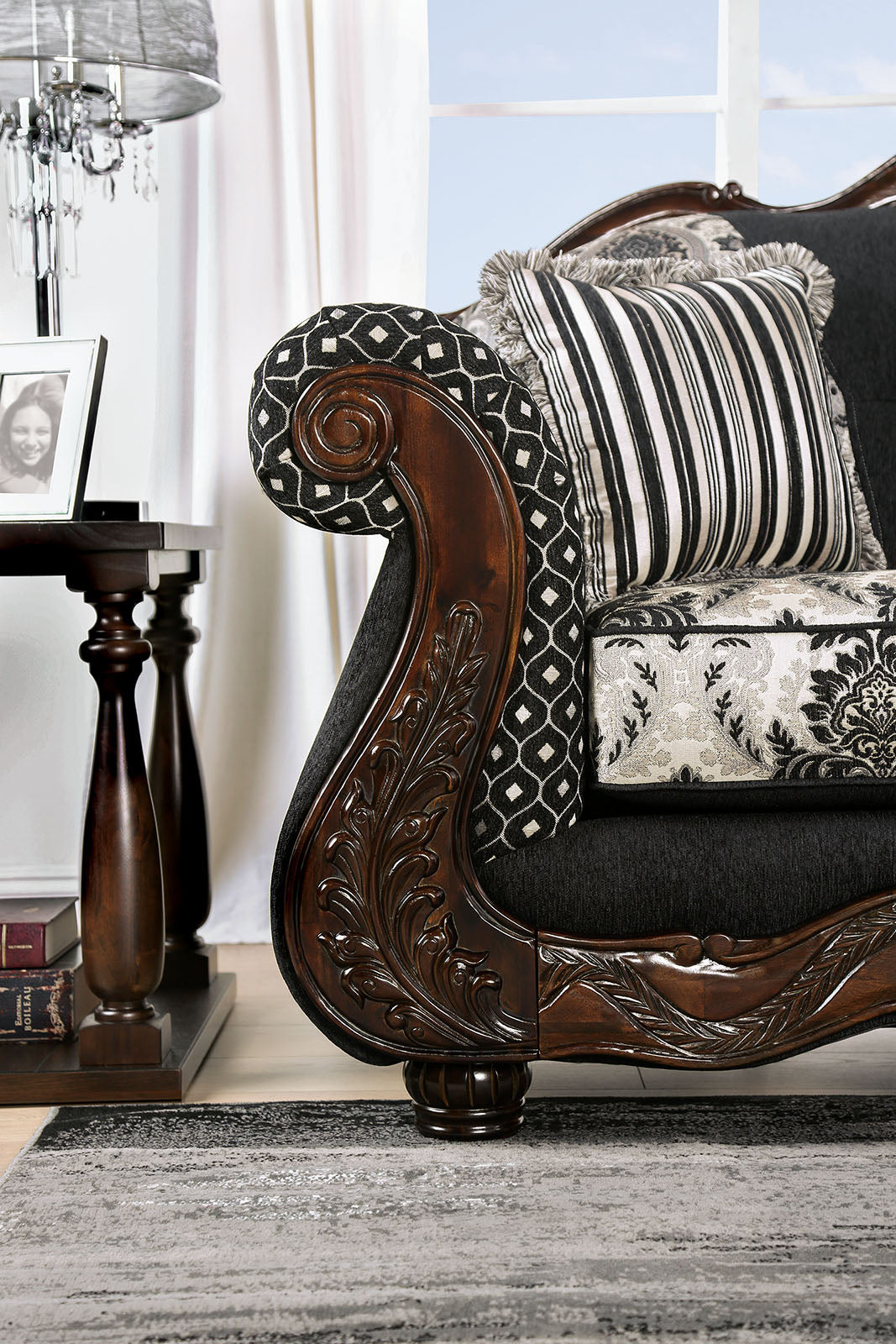 Ronja Black Sofa & Loveseat