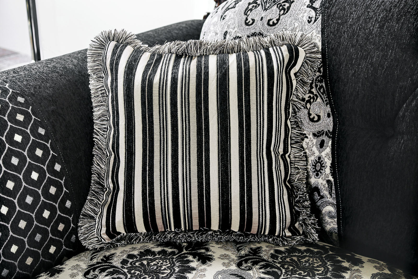 Ronja Black Sofa & Loveseat