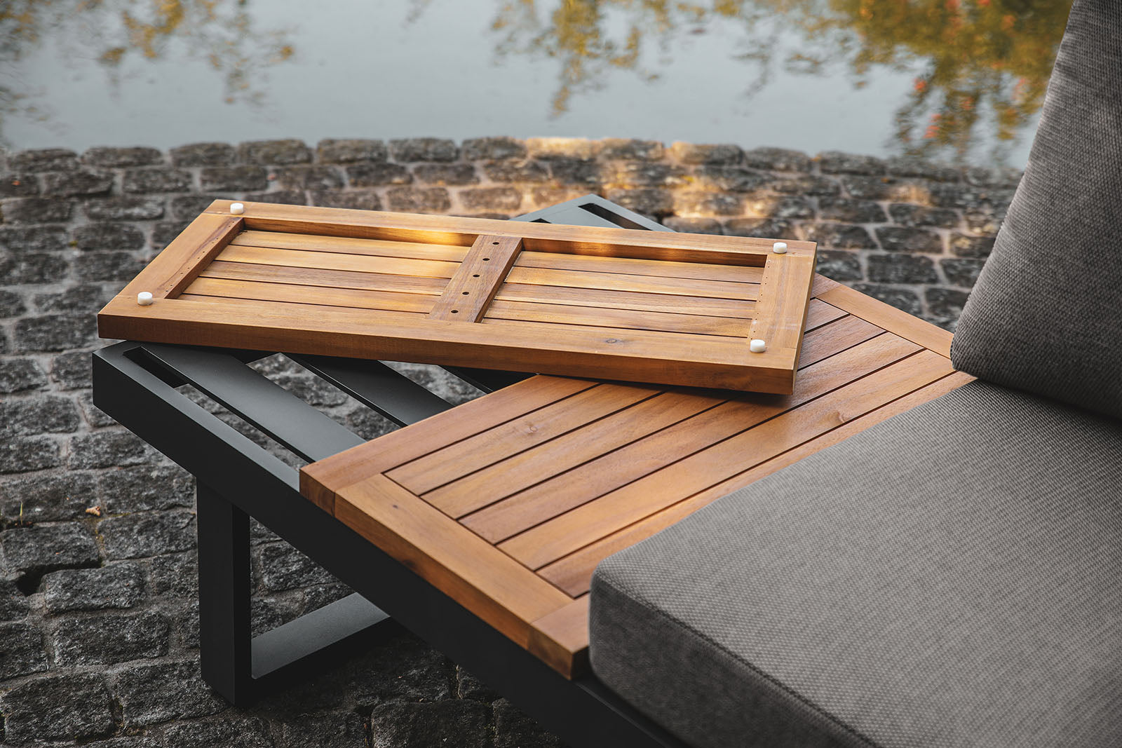 San Jose Gun Metal/Natural/Gray Outdoor Sectional