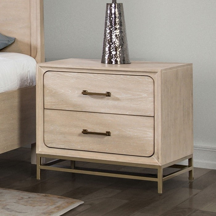 Sandnes Light Oak Queen 5 Piece Bedroom Set w/2 Nightstands