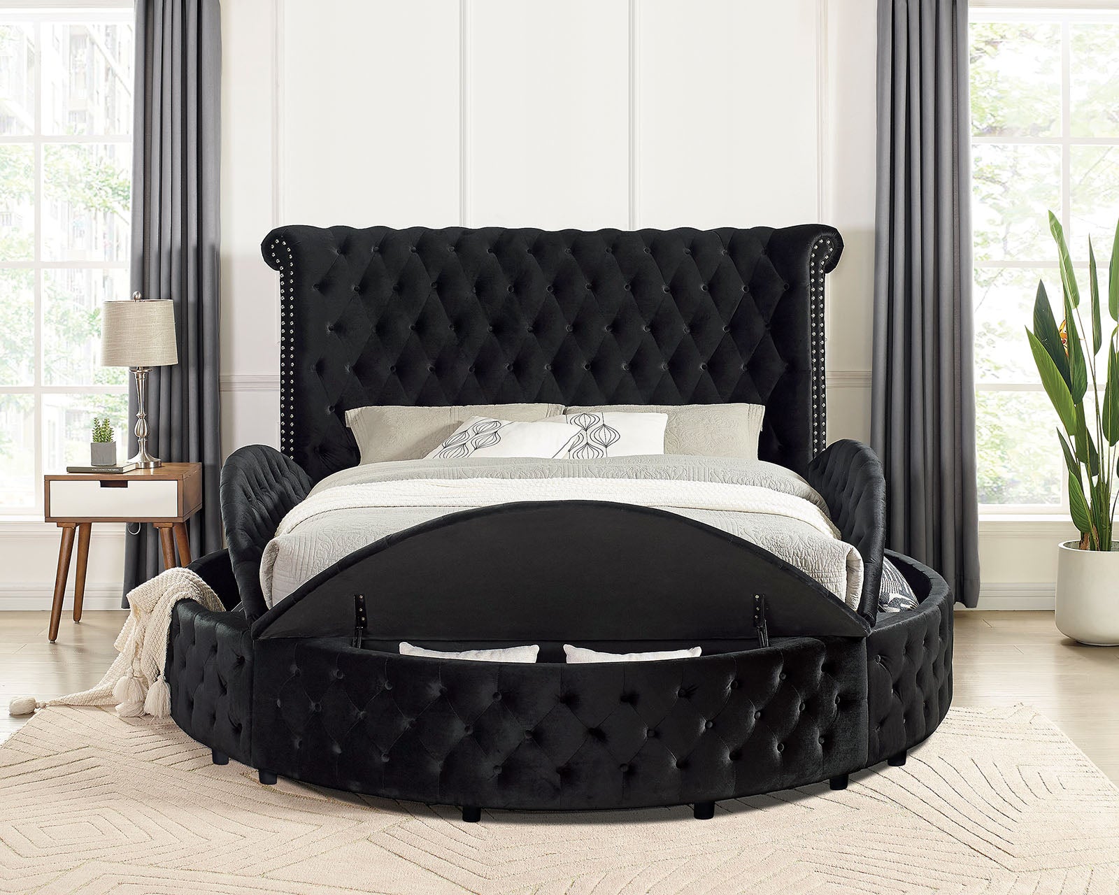 Sansom Black 5 Pc. Queen Bedroom Set w/ Chest