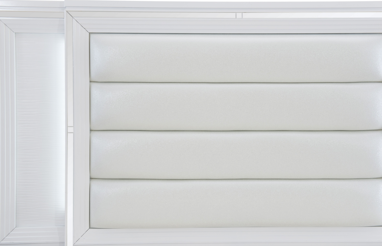 Tasmin Easter King LED / Storage Bed