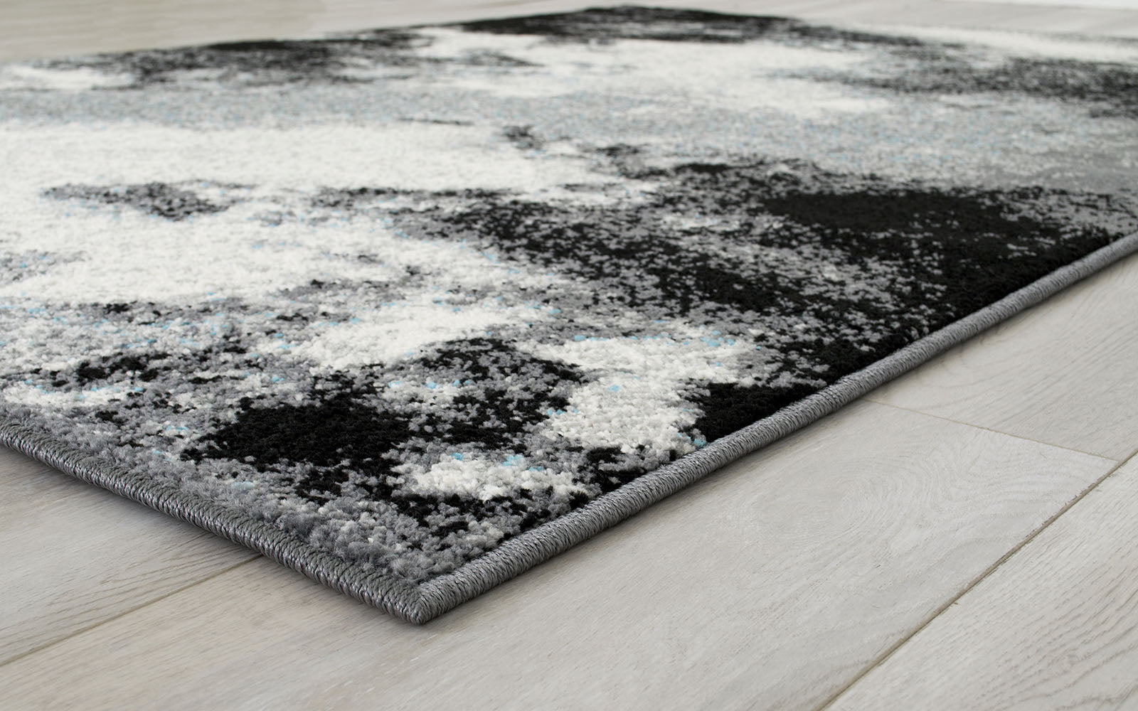 Serang Gray/Black 5'X7' Area Rug