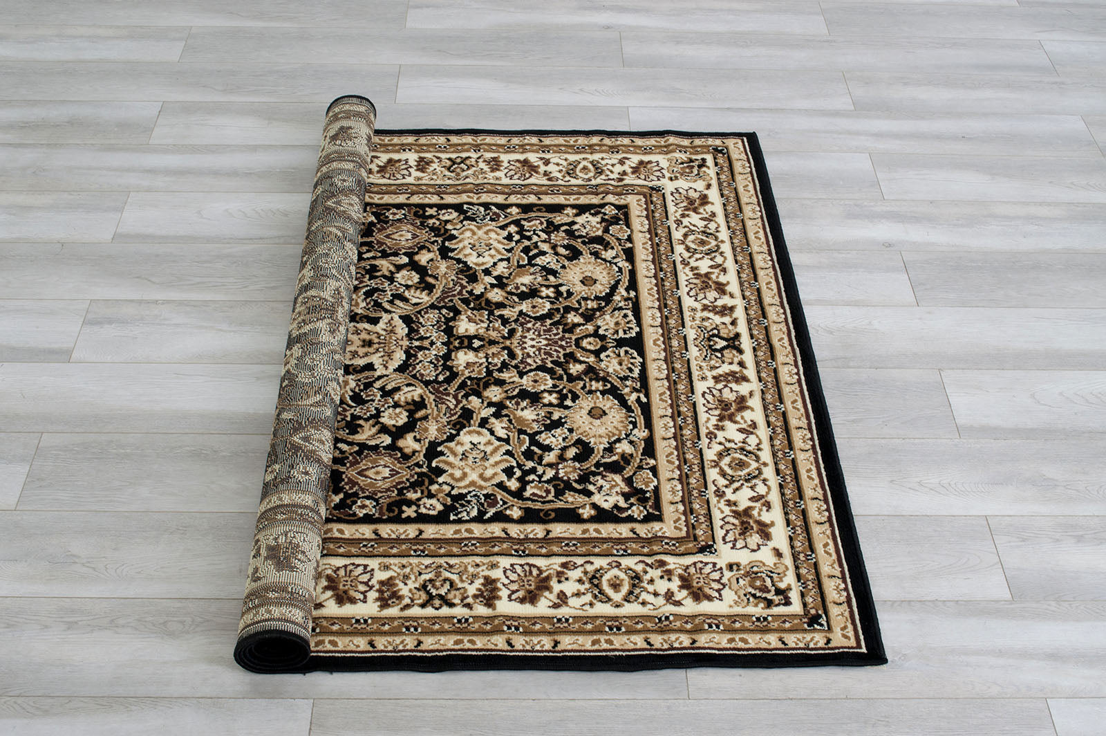 Shinta Brown/Multi 5' X 7' Area Rug