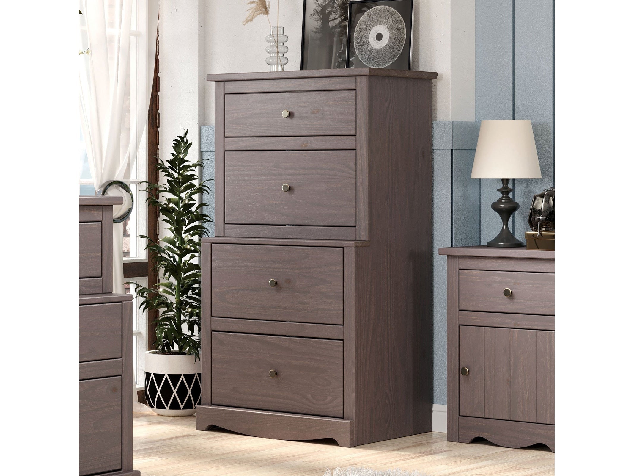 Stavros Gray Chest