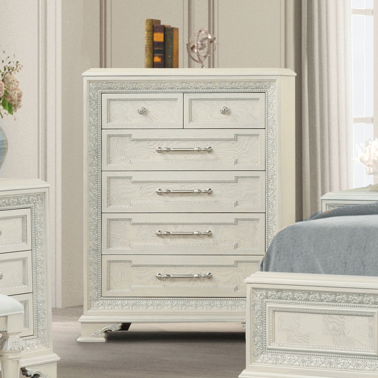 Stella Mia Creamy White Queen Full 5 Piece Bedroom Set w/Chest