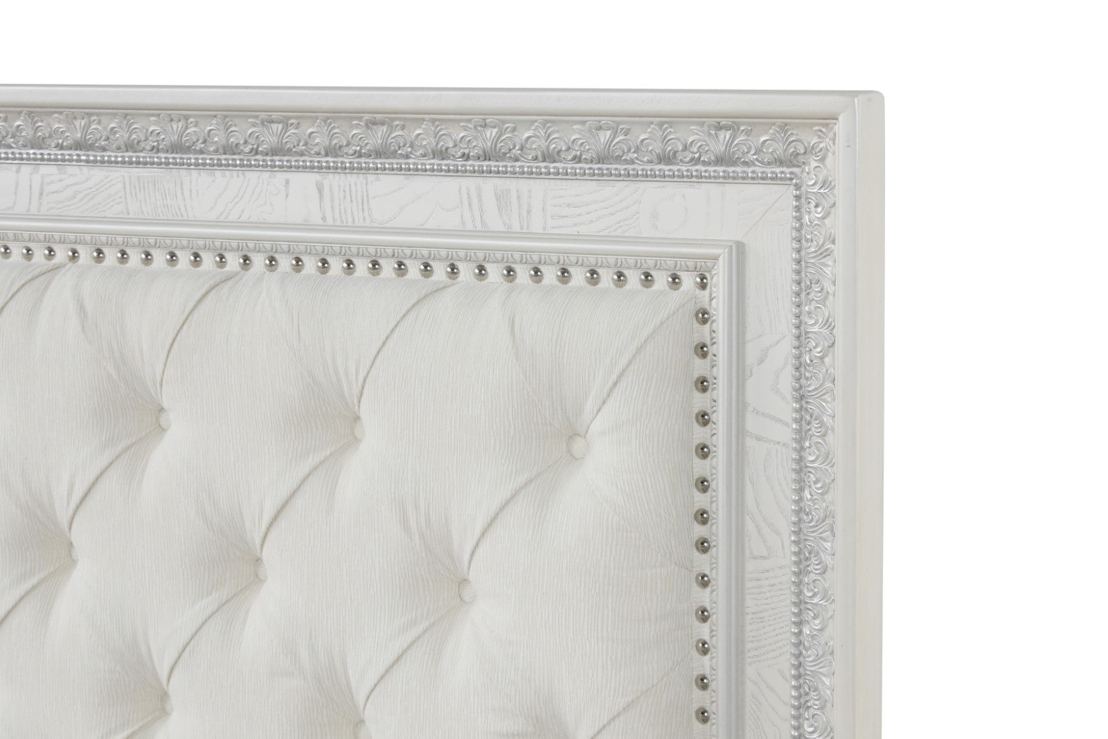 Stella Mia Creamy White Queen Full Bed