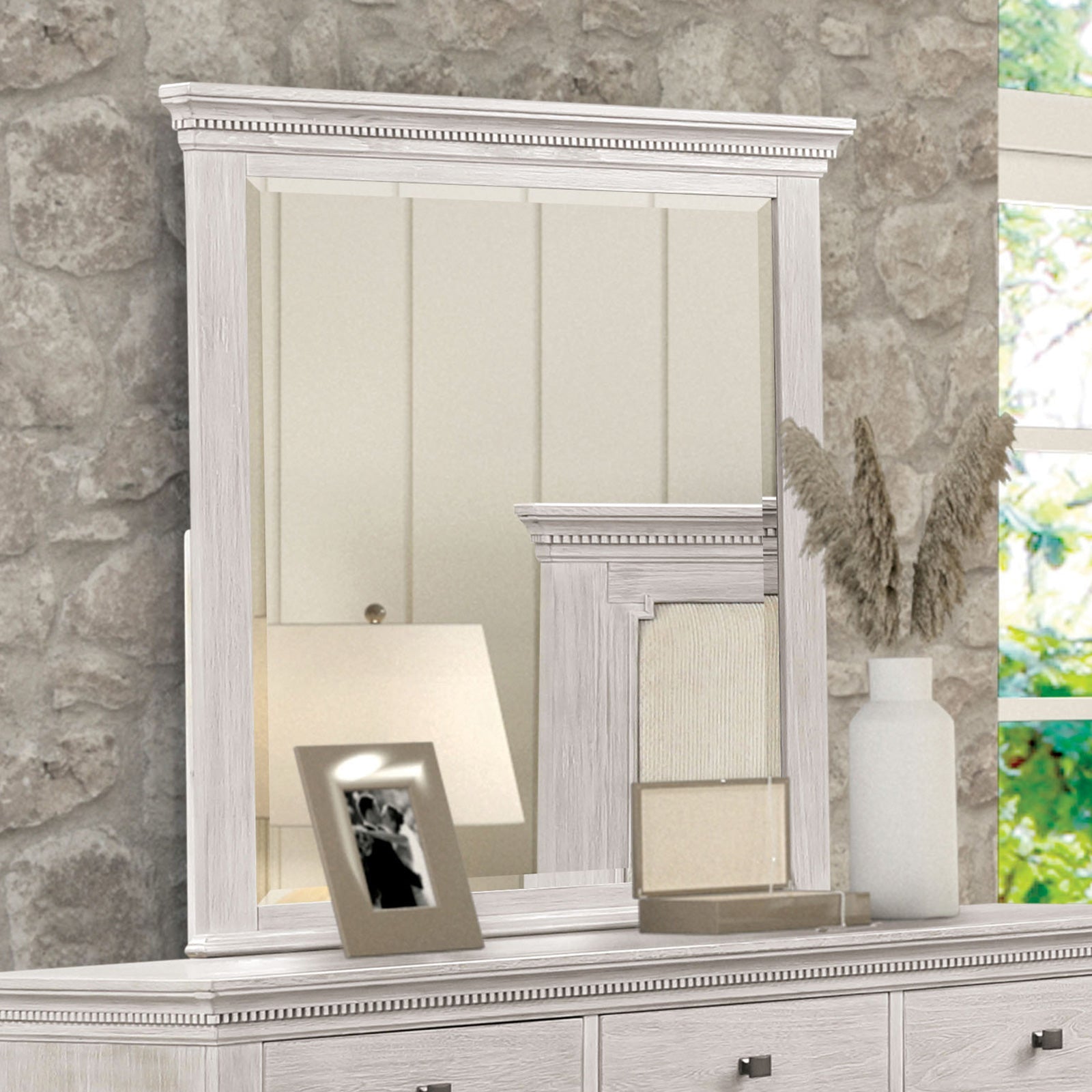 Swanley Weathered Gray Queen 4 Piece Bedroom Set