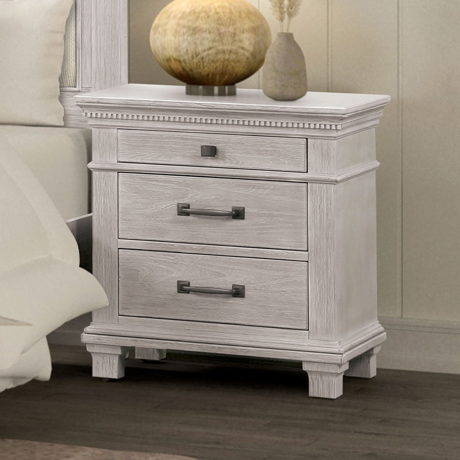 Swanley Weathered Gray Queen 5 Piece Bedroom Set w/2 Nightstands