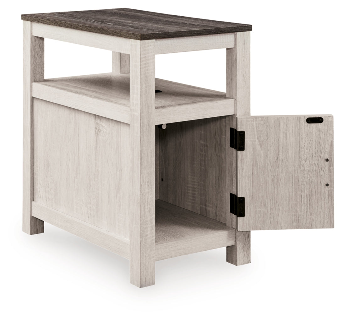 Fendenmore Chair Side End Table