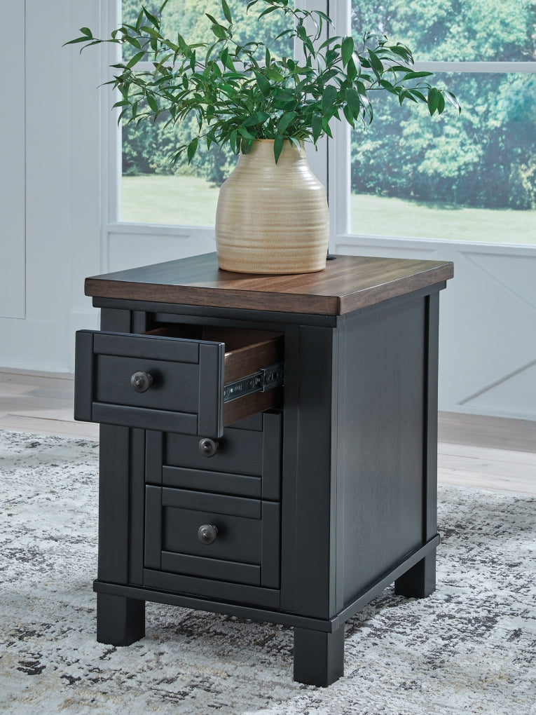Wildenauer End Table