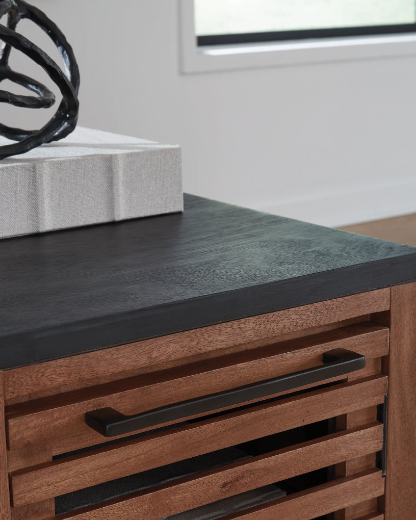 Kallari End Table
