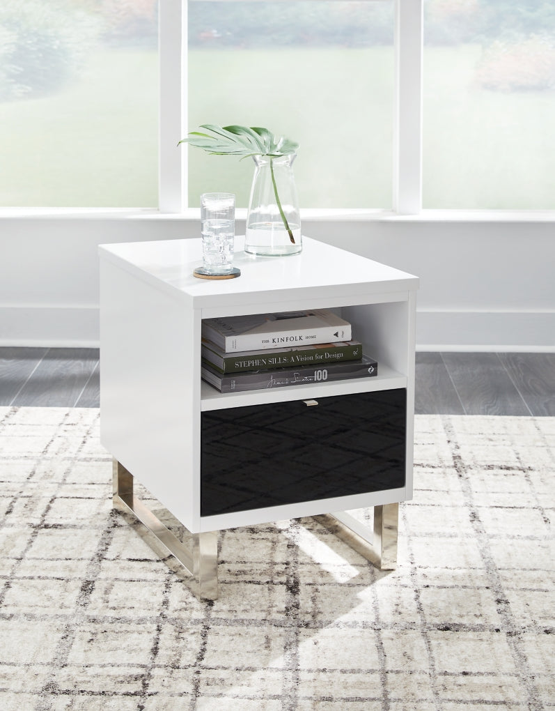 Gardoni End Table