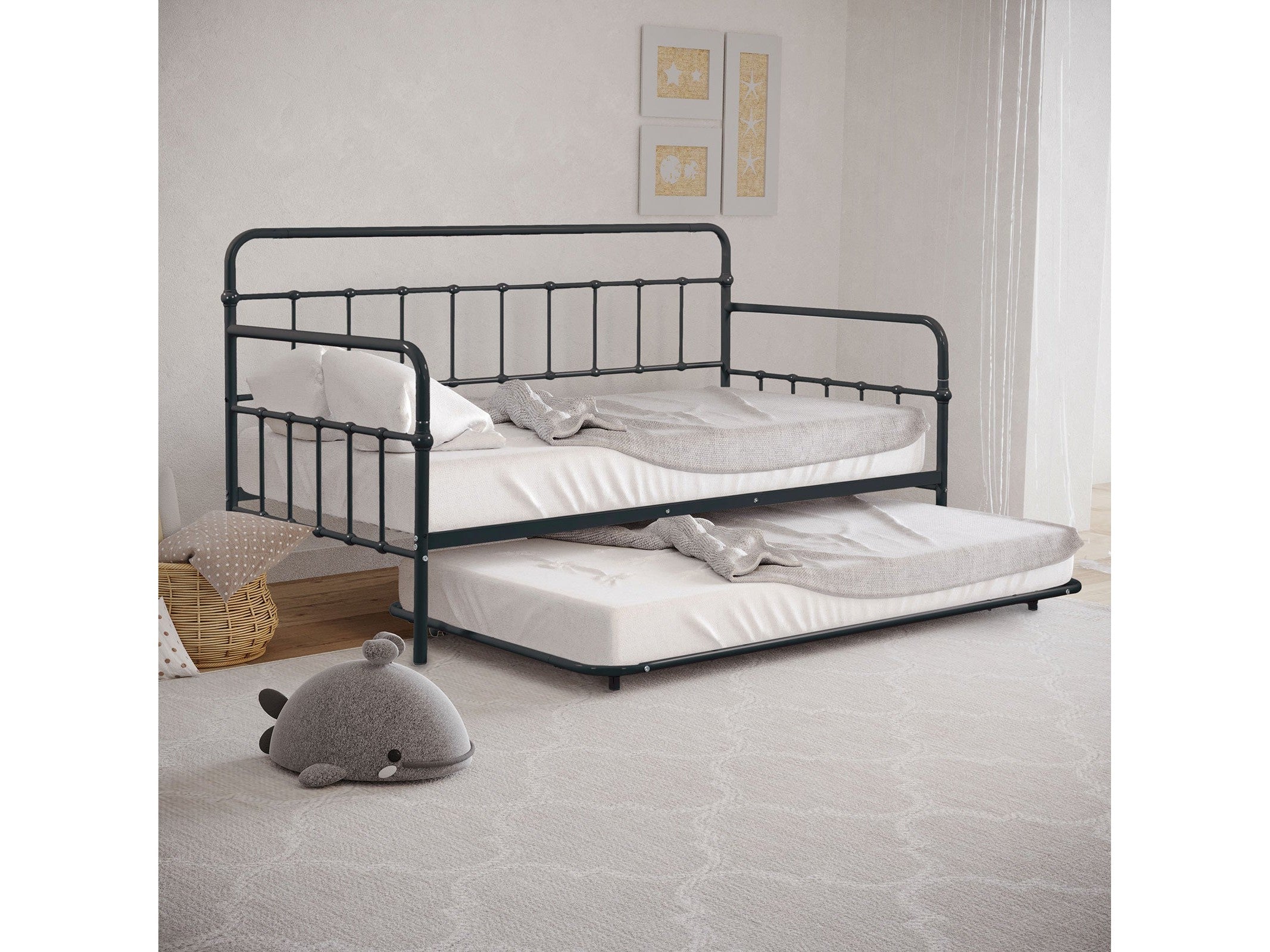 Thera Black Daybed