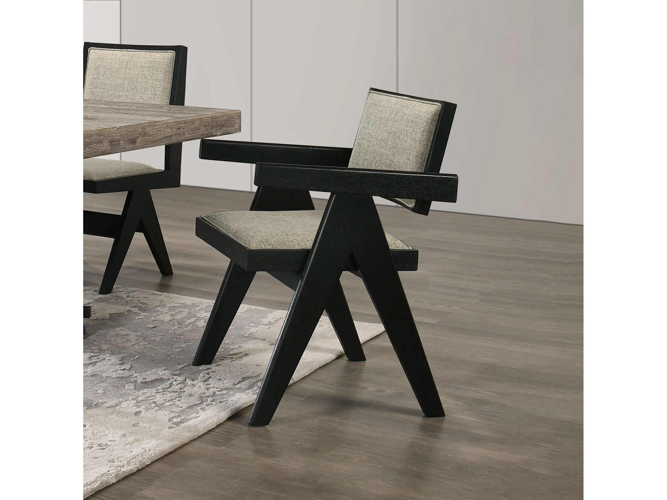 Tottenham Black Arm Chair
