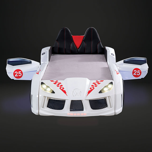 Trackster White Car Bed / Twin