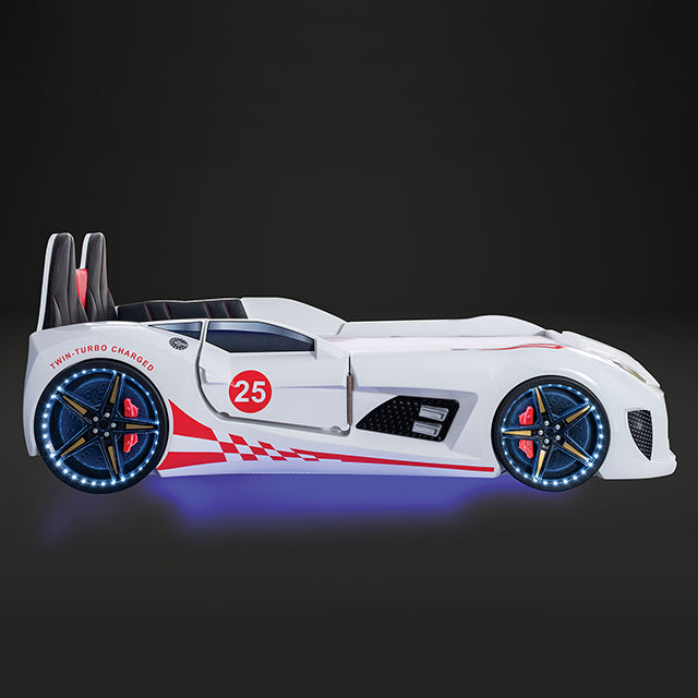 Trackster White Car Bed / Twin