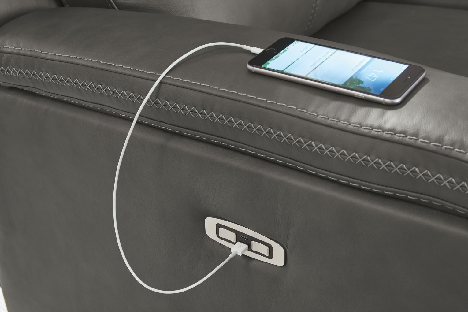 Beryton PWR REC Sofa with ADJ Headrest