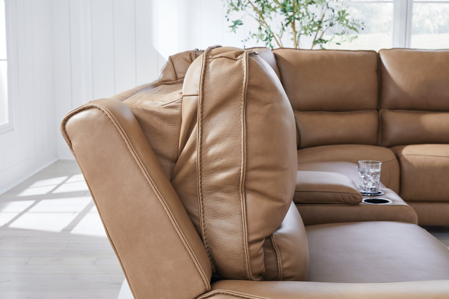 Silverbrooke 6-Piece Power Reclining Sectional with Chaise