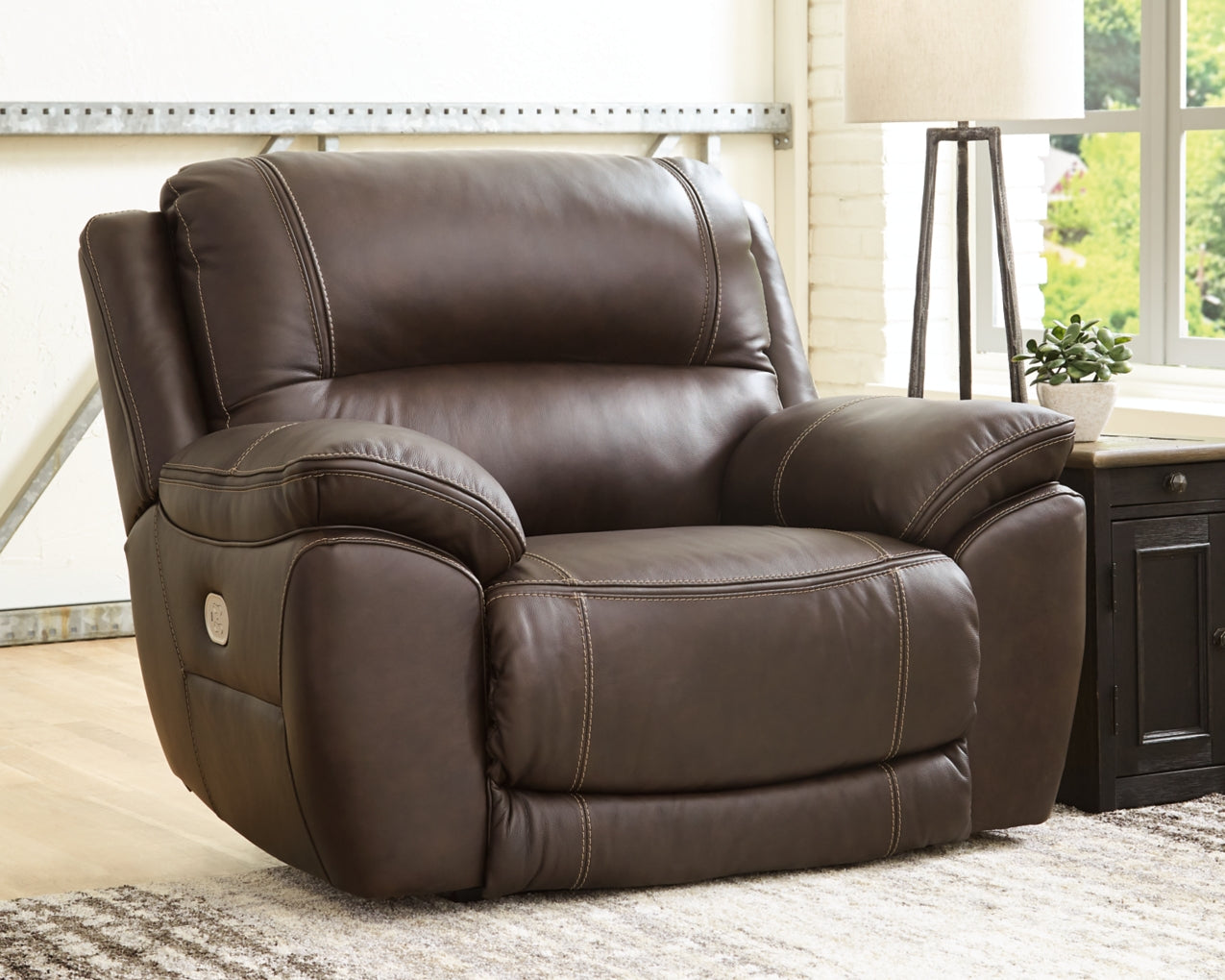 Dunleith Zero Wall Recliner w/Power Headrest