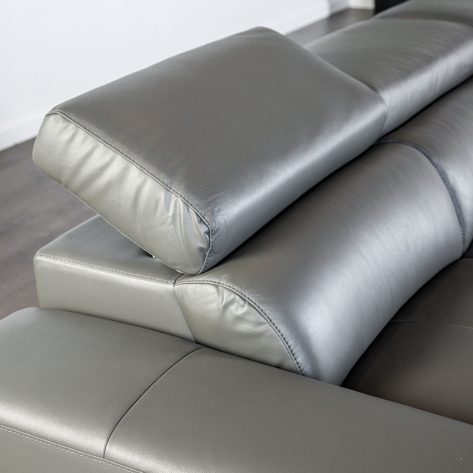 Vadso Dark Gray Leather Match Right Chaise Sectional