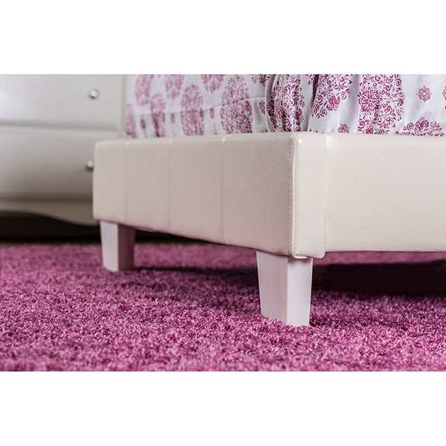 Velen White California King Bed