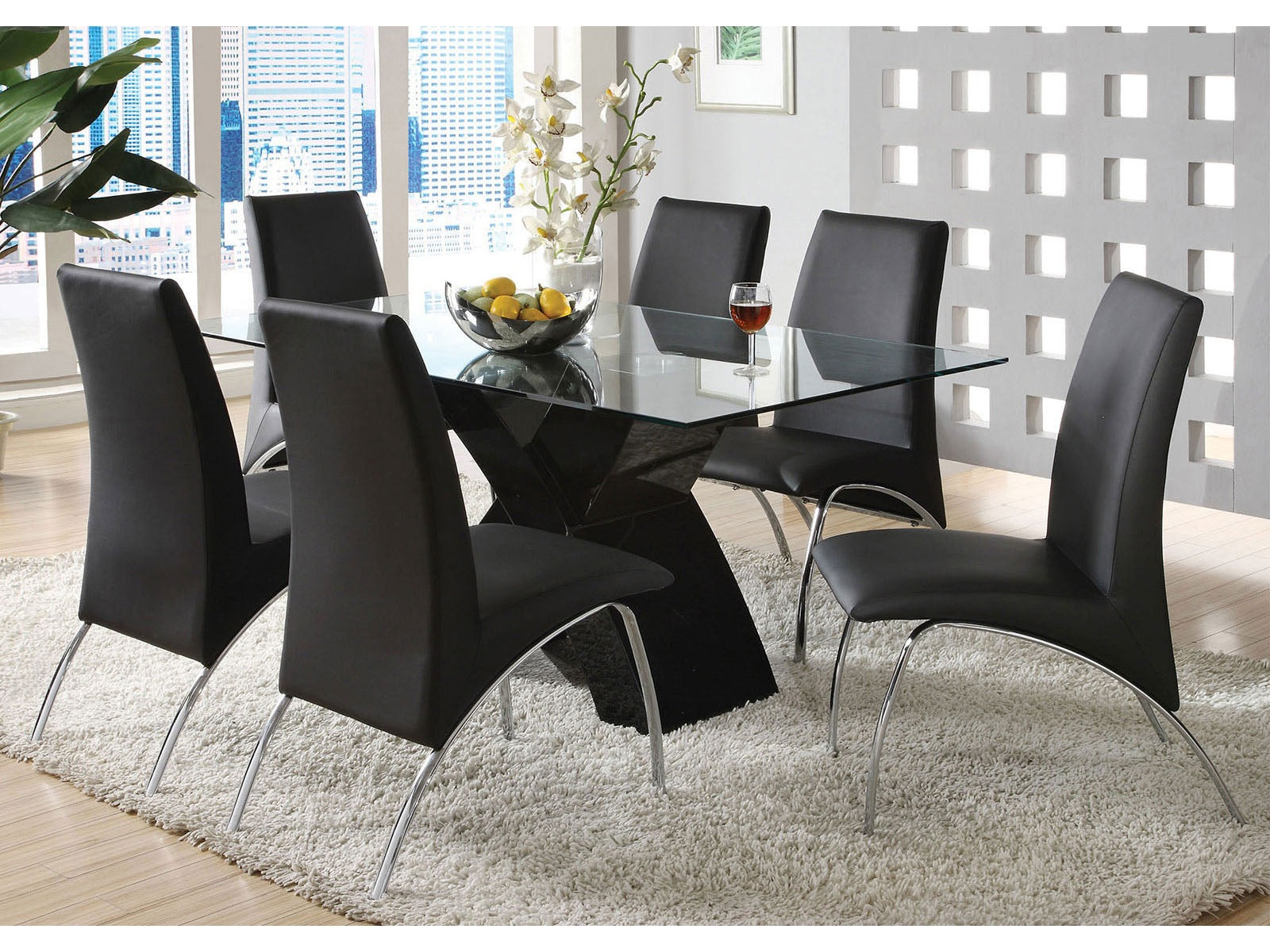 Wailoa Black 7 Pc. Dining Set