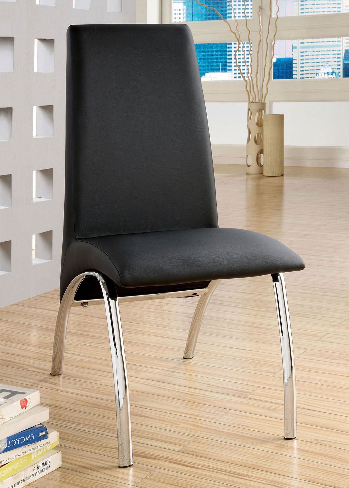Wailoa Black 7 Pc. Dining Set