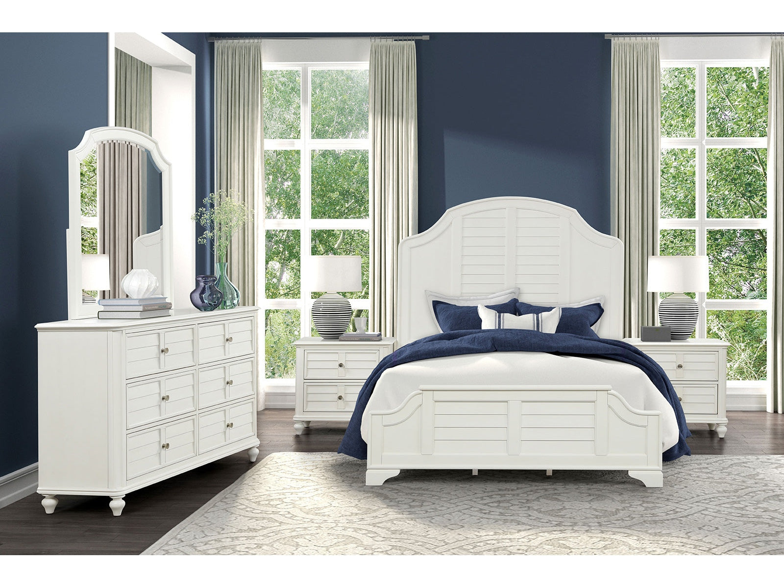 Whitehaven White/Coastal Queen 5 Piece Bedroom Set w/2 Nightstands