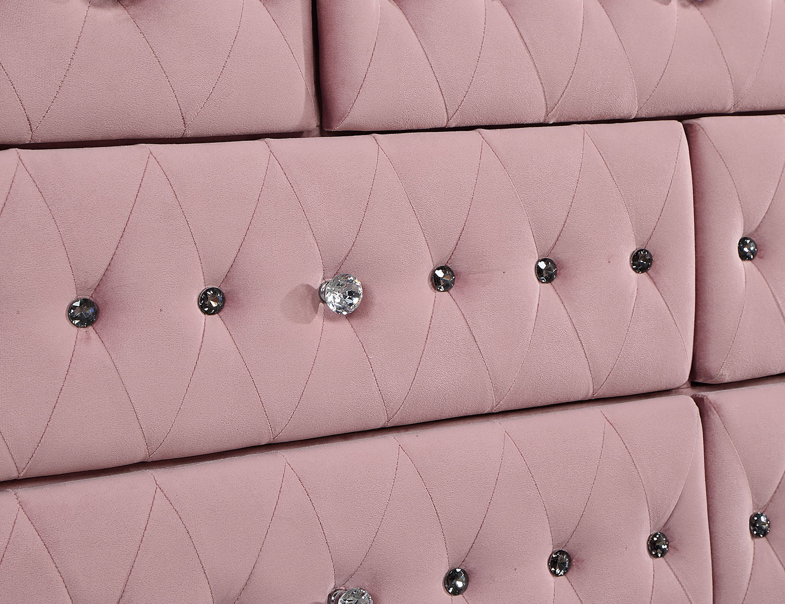 Zohar Pink 4 Pc. Queen Bedroom Set