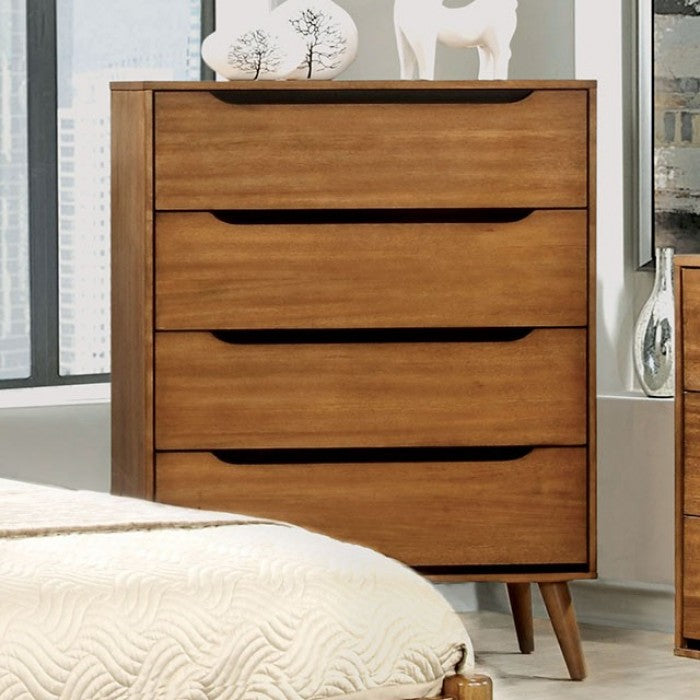 Lennart Chests 