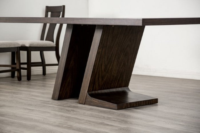 Holsworthy Dining Tables