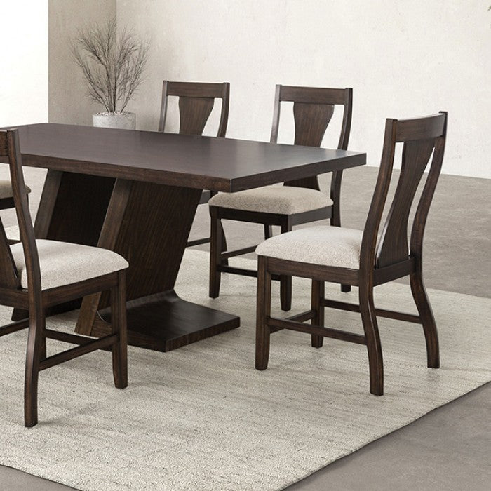 Holsworthy Dining Tables 