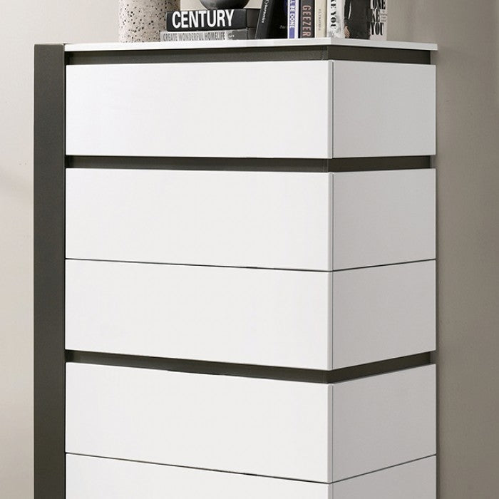 Birsfelden Chests